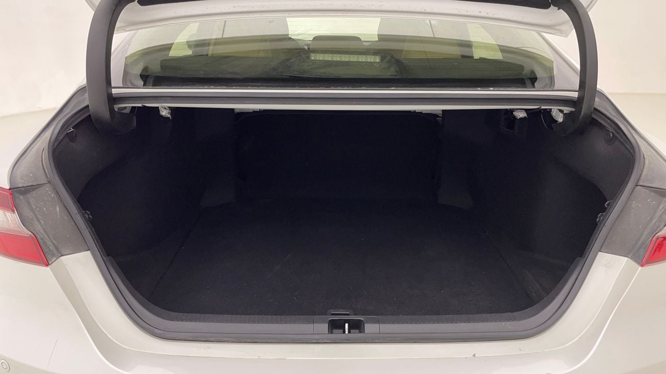 تويوتا كامري S 2.5 | بدون دفعة مقدمة | اختبار القيادة في المنزل