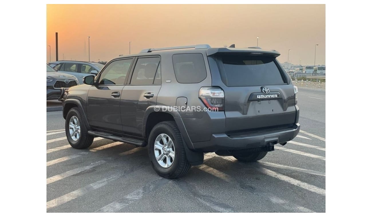 Toyota 4Runner *Offer*2018 Toyota 4Runner SR5 Premium -7 Seater - 4.oL V6 /  - UAE PASS