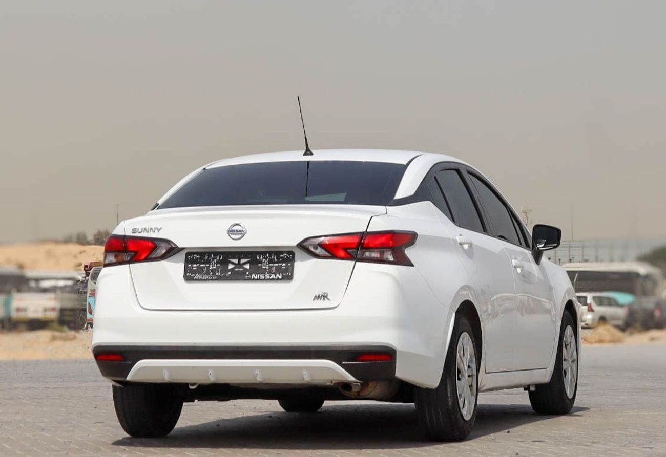 نيسان صني S 1.6L Nissan sunny 1.6L 2022 GCC original paint, accident free, in excellent condition, 632 P.M