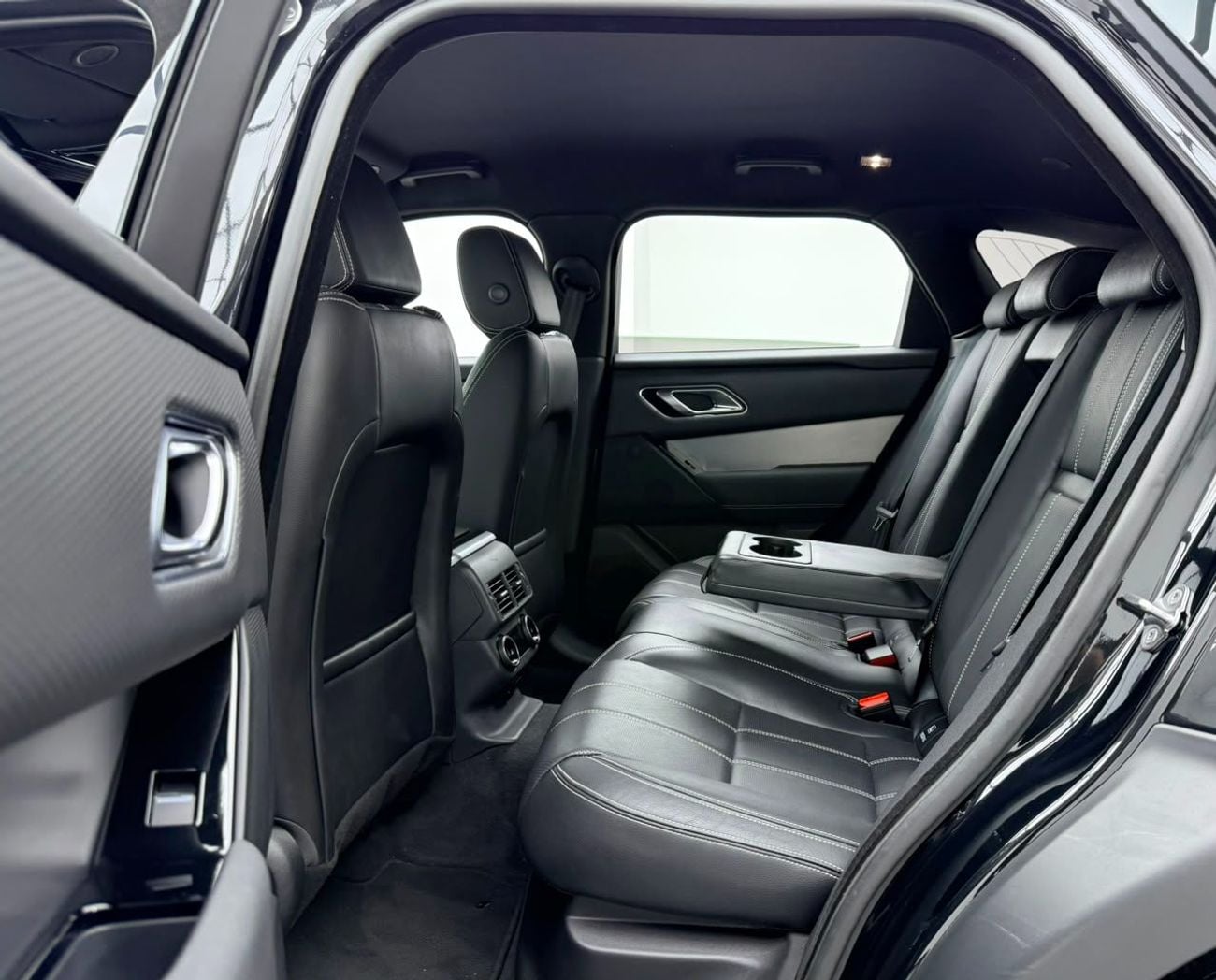 Land Rover Range Rover Velar S 2023 Range Rover Velar P250 S, LAND ROVER Warranty+Full Service History, Middle East Specs.