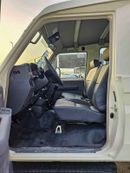 Toyota Land Cruiser 70 LC78 / V6 / 4.2L DIESEL / M/T / POWER WINDOWS WITH LEATHER (CODE # 68036)