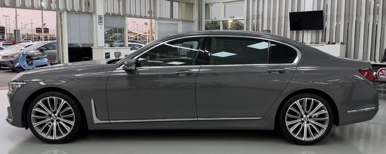 BMW 730Li Exclusive 2.0L