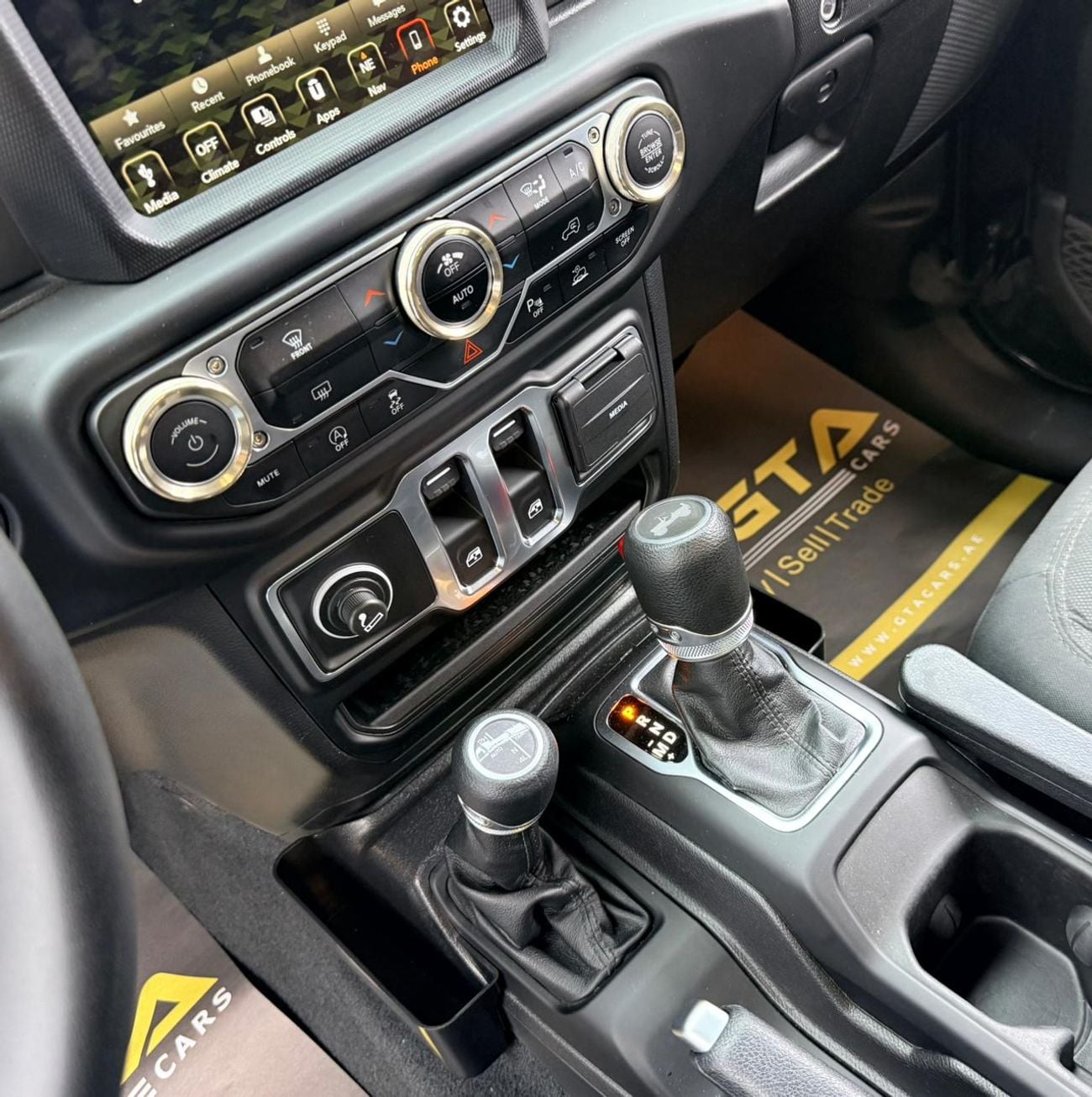 جيب رانجلر SPORT 2023 Jeep Wrangler Sport Jeepers Edition, 2028 Jeep Warranty, Full Jeep Service History, GCC