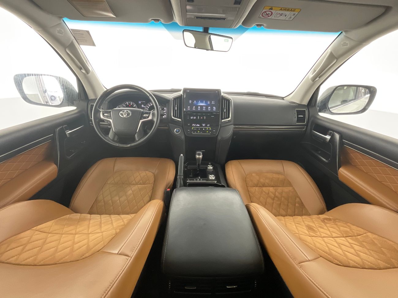 تويوتا لاند كروزر GXR GT | شامل الضمان | 0 ﺪﻔﻋﺓ ﺃﻮﻟﻯ