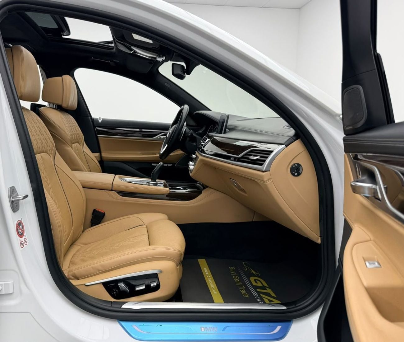 BMW 740Li EXCLUSIVE 2016 BMW 740Li Carbon Core Edition, Full BMW Service History, Fully Loaded, Excellent Condition, GCC