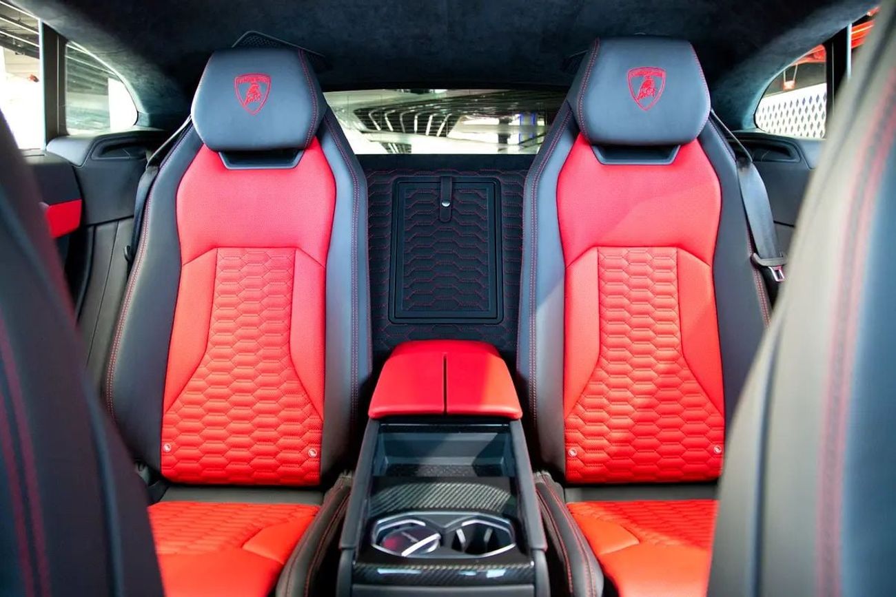 لامبورغيني اوروس STD 4.0T V8