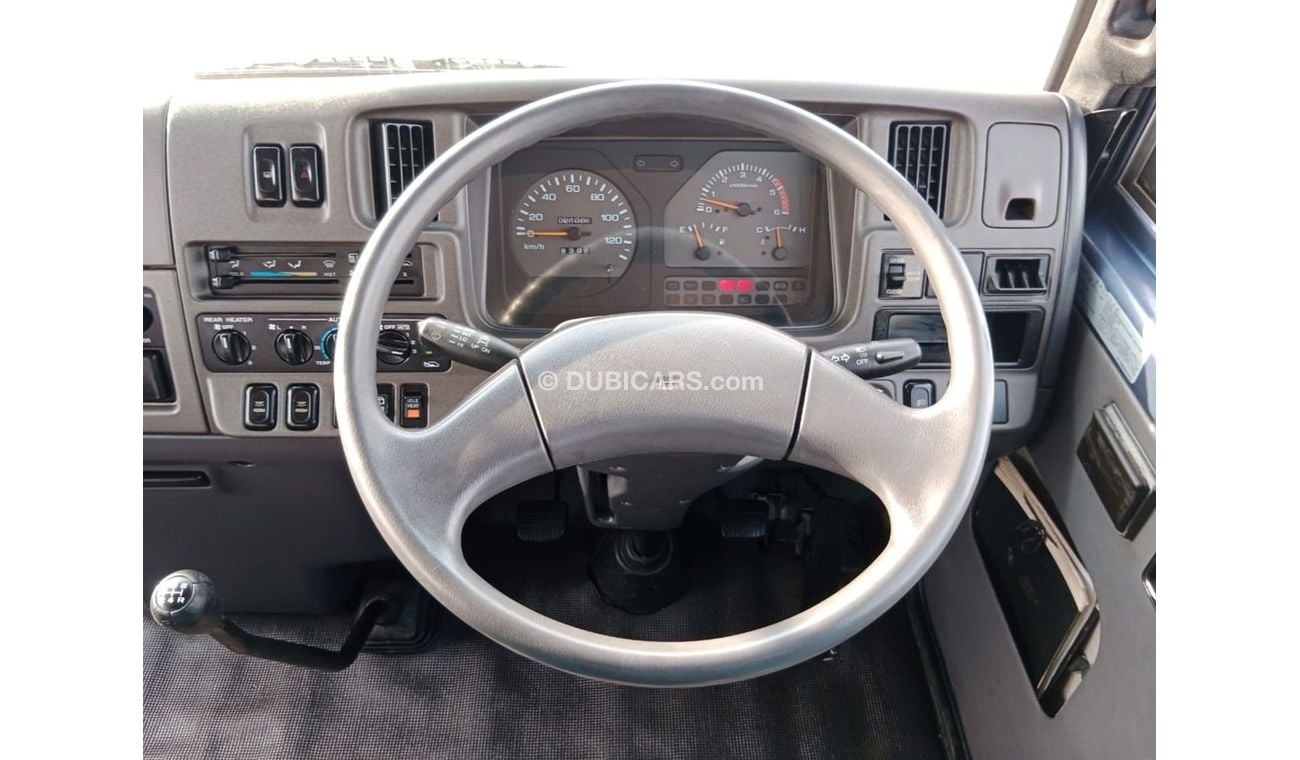 Isuzu Journey ISUZU JOURNEY BUS RIGHT HAND DRIVE(PM01060)