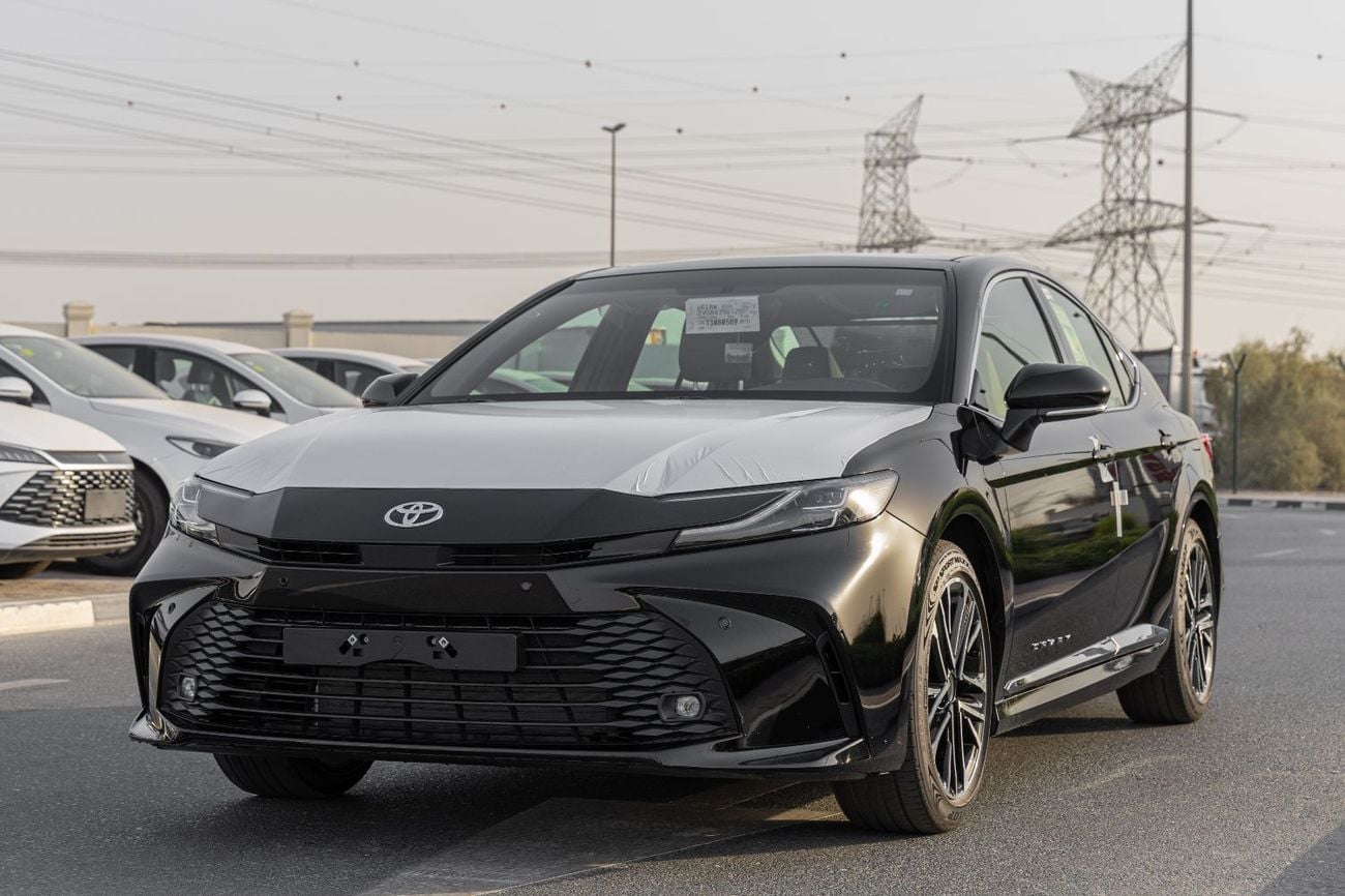 Toyota Camry Toyota Camry LE 2.5 L | Hybrid | Black | Panoramic Sunroof | 1 Electric Chair | 2026 GCC Specs