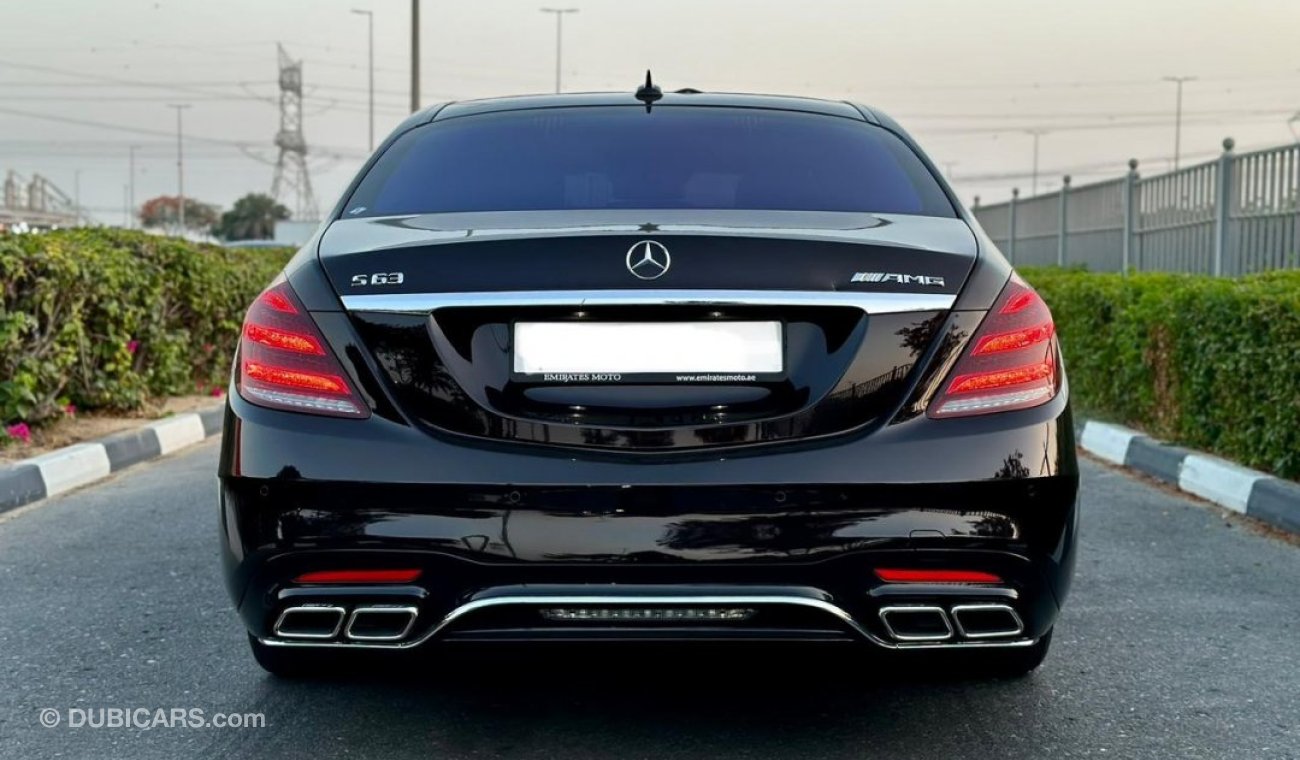 مرسيدس بنز S 550 4Matic S500 Badge