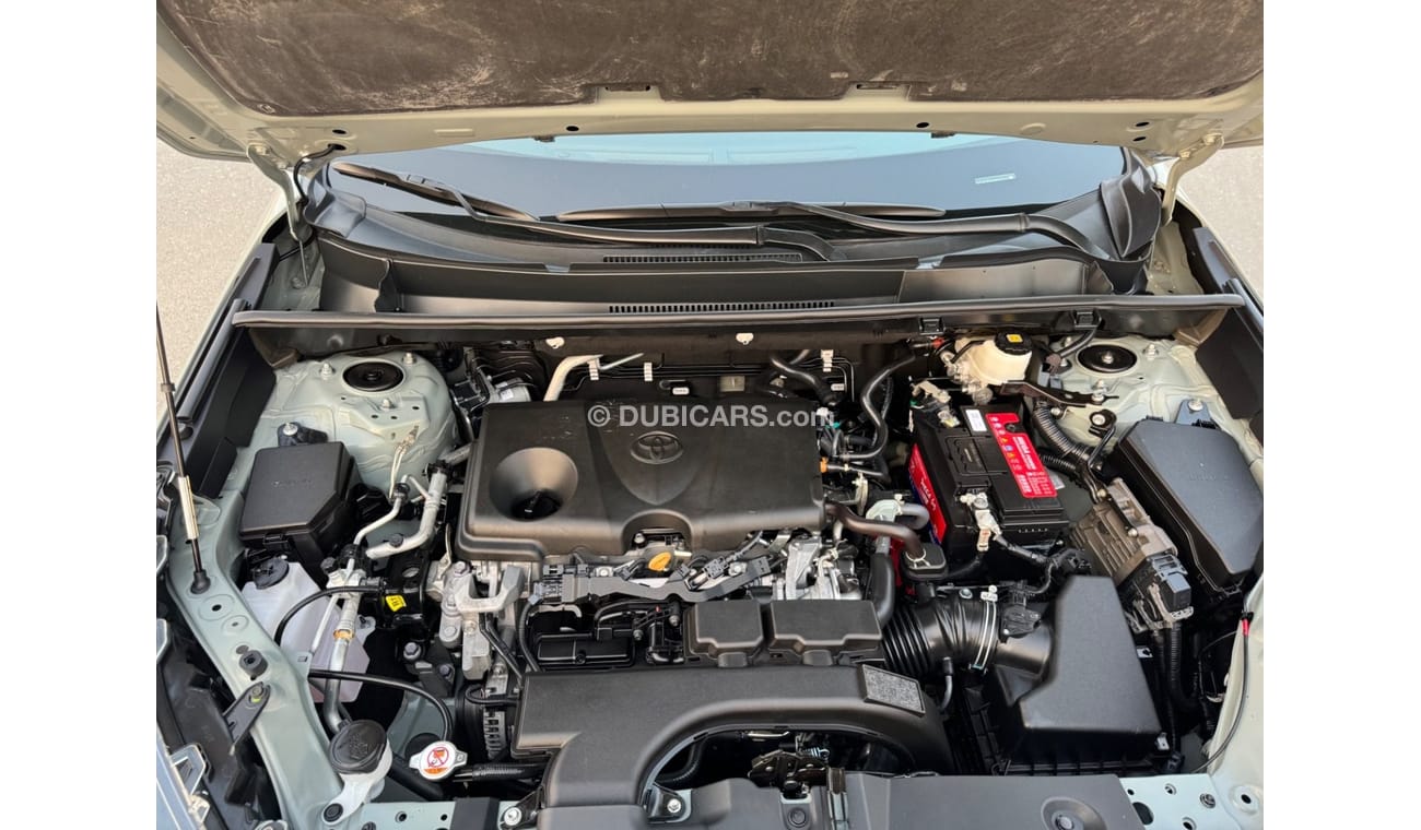 Toyota RAV4 XLE premium 2021 LED SUNROOF PUSH START AWD