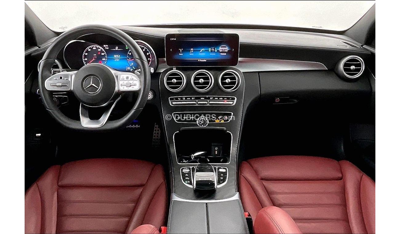 Mercedes-Benz C 200 Premium (AMG Line)