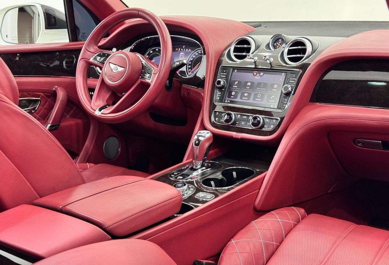 بنتلي بينتايجا First Edition W12 2017 Bentley Bentayga First Edition W12, 2025 Bentley Warranty, Full Options, GCC