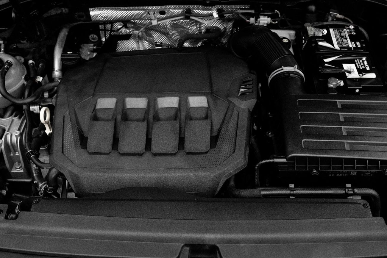 فولكس واجن تيجوان R-Line | 1,625 P.M  | 0% Downpayment | AGENCY SERVICED!