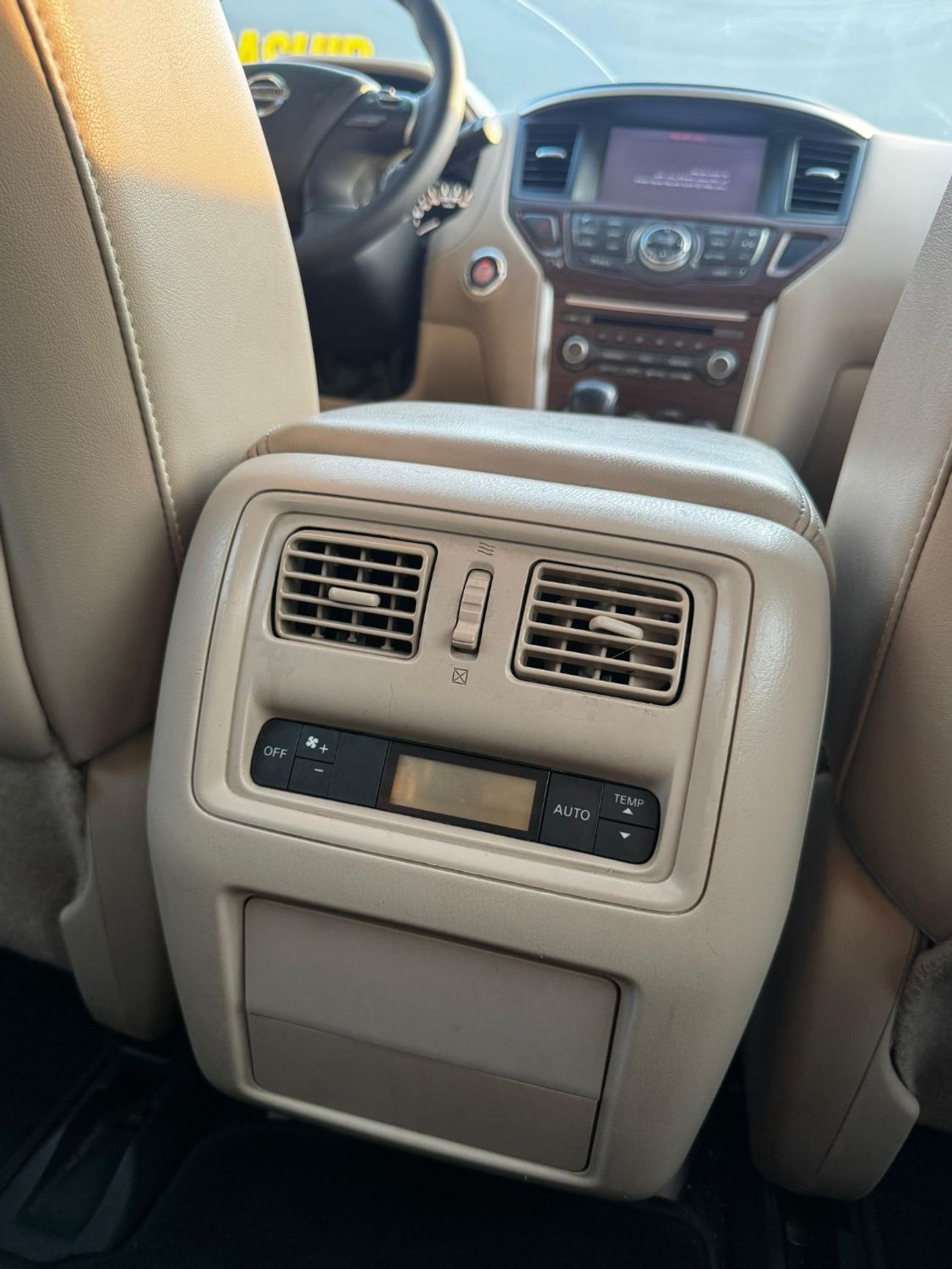 نيسان باثفايندر SV 3.5L (260 HP) 4WD