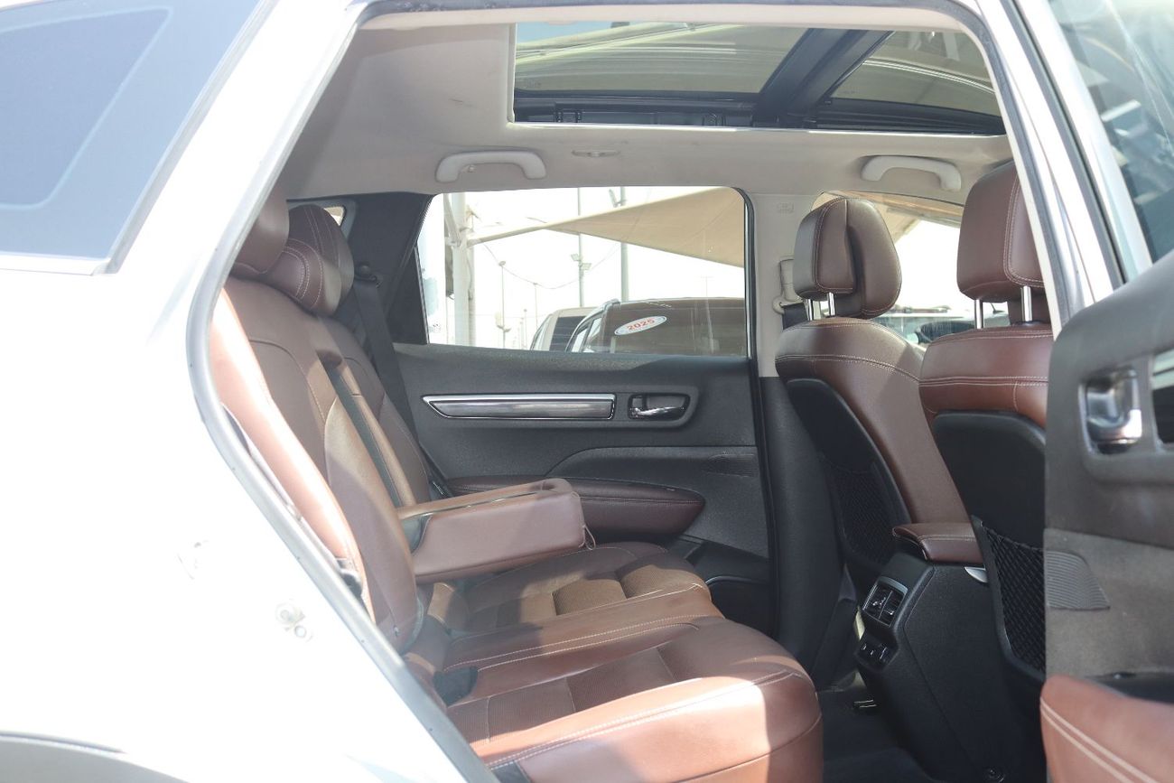 رينو كوليوس رينو كوليوس 4WD- 2019 -   خليجى بدون حوادث محرك 2.4L -  بحاله ممتازه