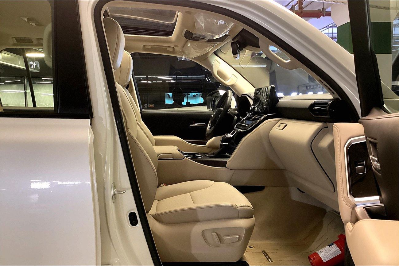 تويوتا لاند كروزر GXR | شامل الضمان | 0 ﺪﻔﻋﺓ ﺃﻮﻟﻯ