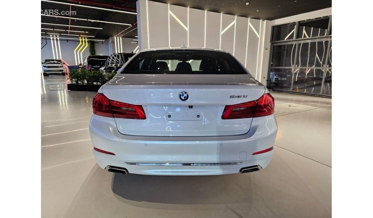 بي أم دبليو 540 BMW 540i Luxury Line/GCC / Full Dealer service history