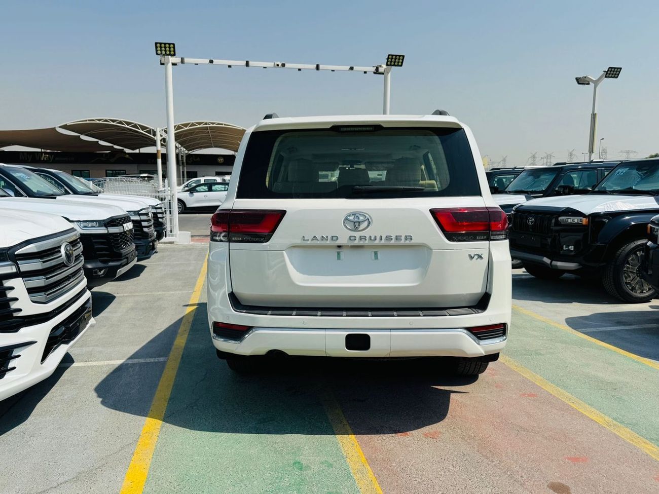 تويوتا لاند كروزر TOYOTA LC 300 VX 3.3L DSL MID/O A/T WHITE 2024