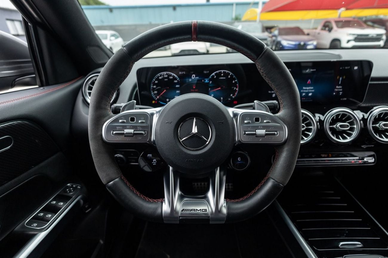 Mercedes-Benz GLB 35 4MATIC 2.0L (302 HP) 2020 Mercedes-Benz GLB 35 AMG | Warranty