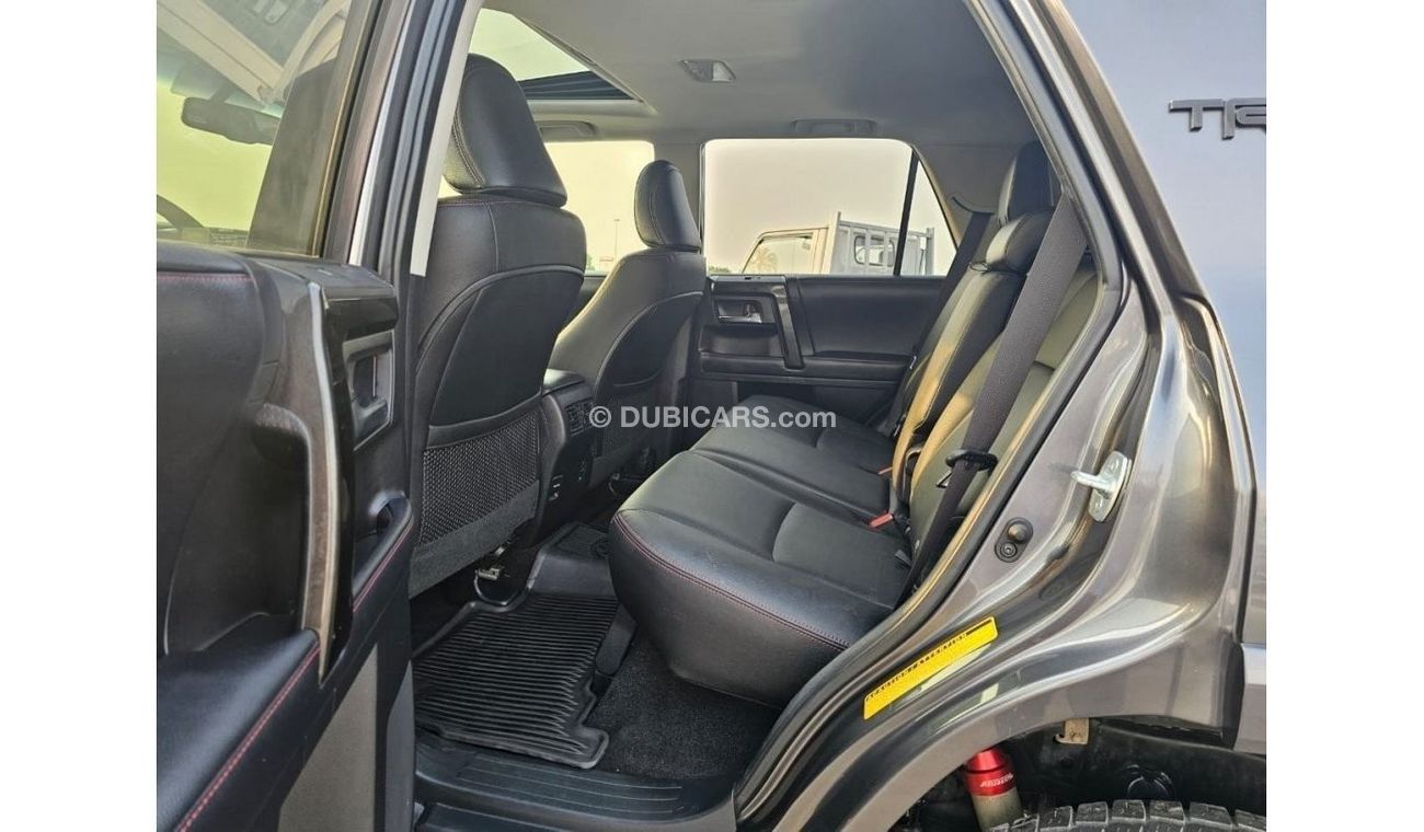 Toyota 4Runner *Offer*2018 Toyota 4Runner Off Road TRD Full Option 4.0L V6 /