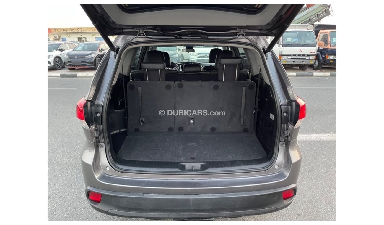 Toyota Highlander 2019 TOYOTA HIGHLANDER LE 4x4 IMPORTED FROM USA