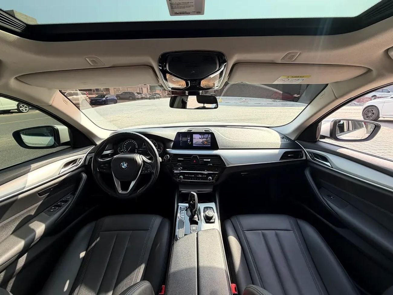 بي أم دبليو 520i MORYA JESWANI CARS FOR USED AUTOMOBILE TRADING CO.L.L.C