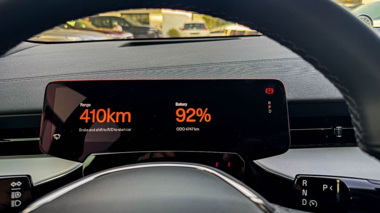 بولستار 3 Long Range Dual Motor 2024 Agency Warranty GCC Full Electric Brand New