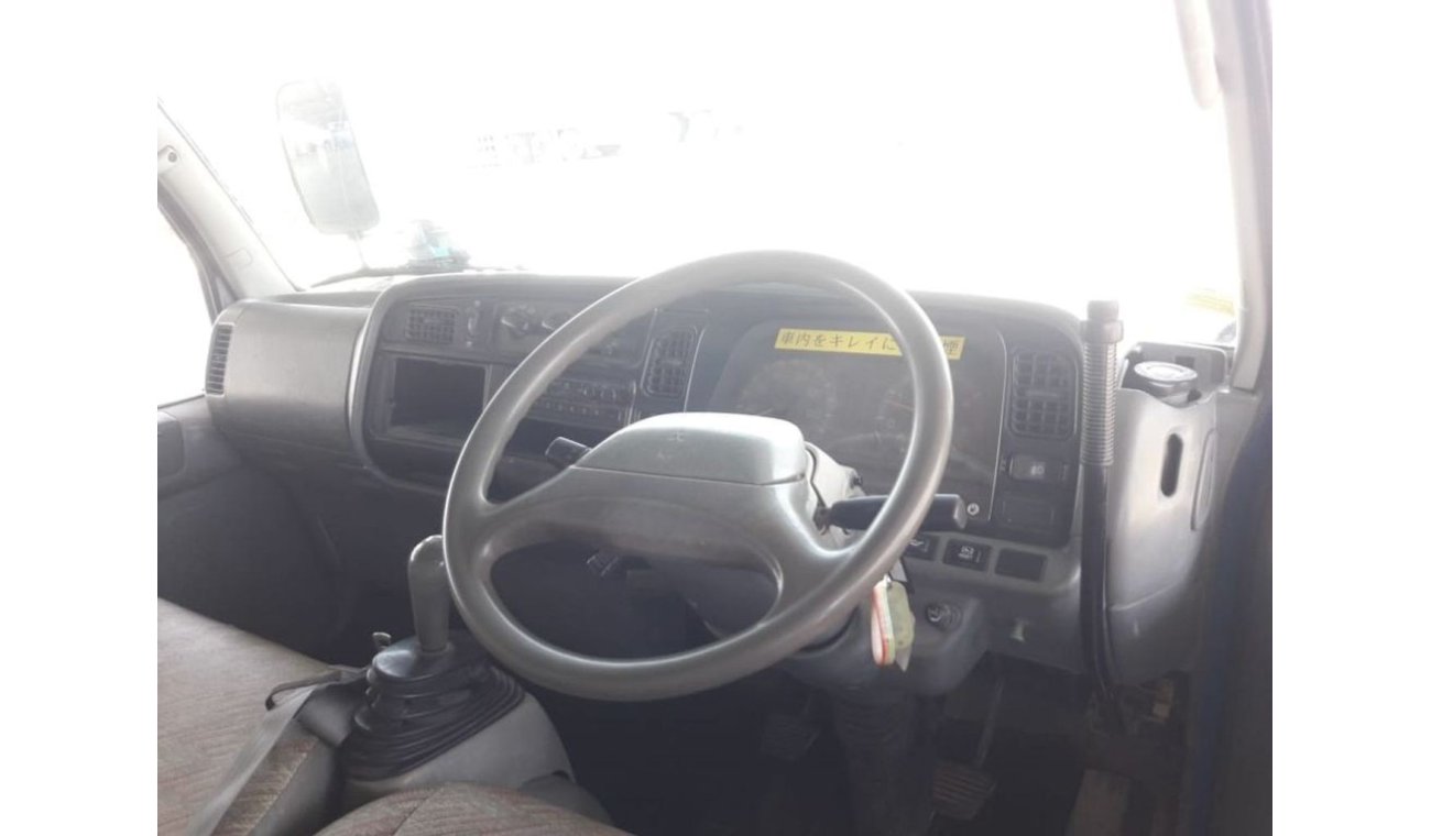 Mitsubishi Canter Canter truck RIGHT HAND DRIVE (Stock no PM 644 )