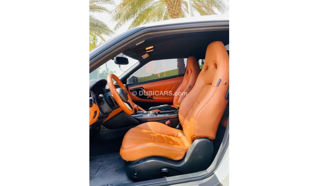 Nissan GTR Std Nissan GT-R 2018 import American perfect condition