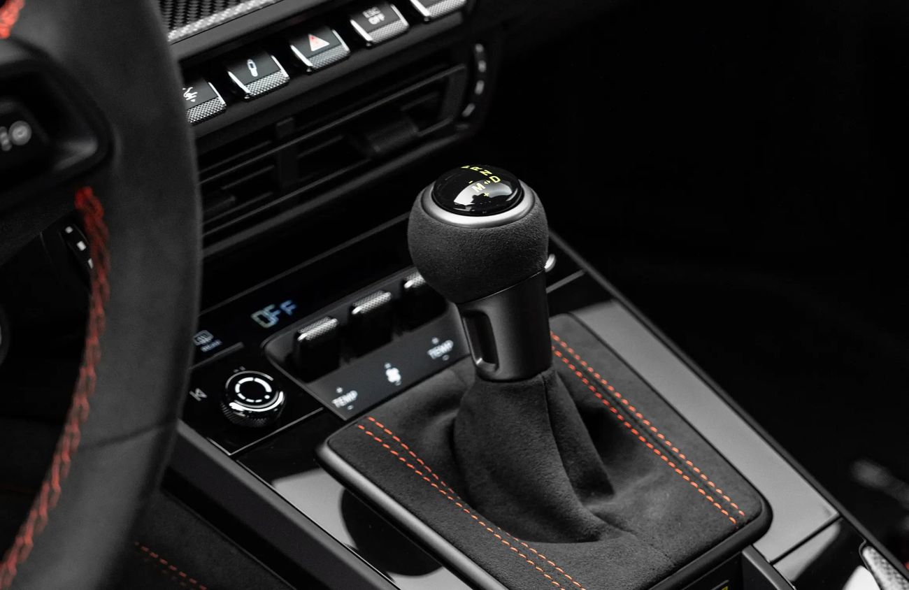 Porsche 911 4.0L F-6 Naturally Aspirated Engine