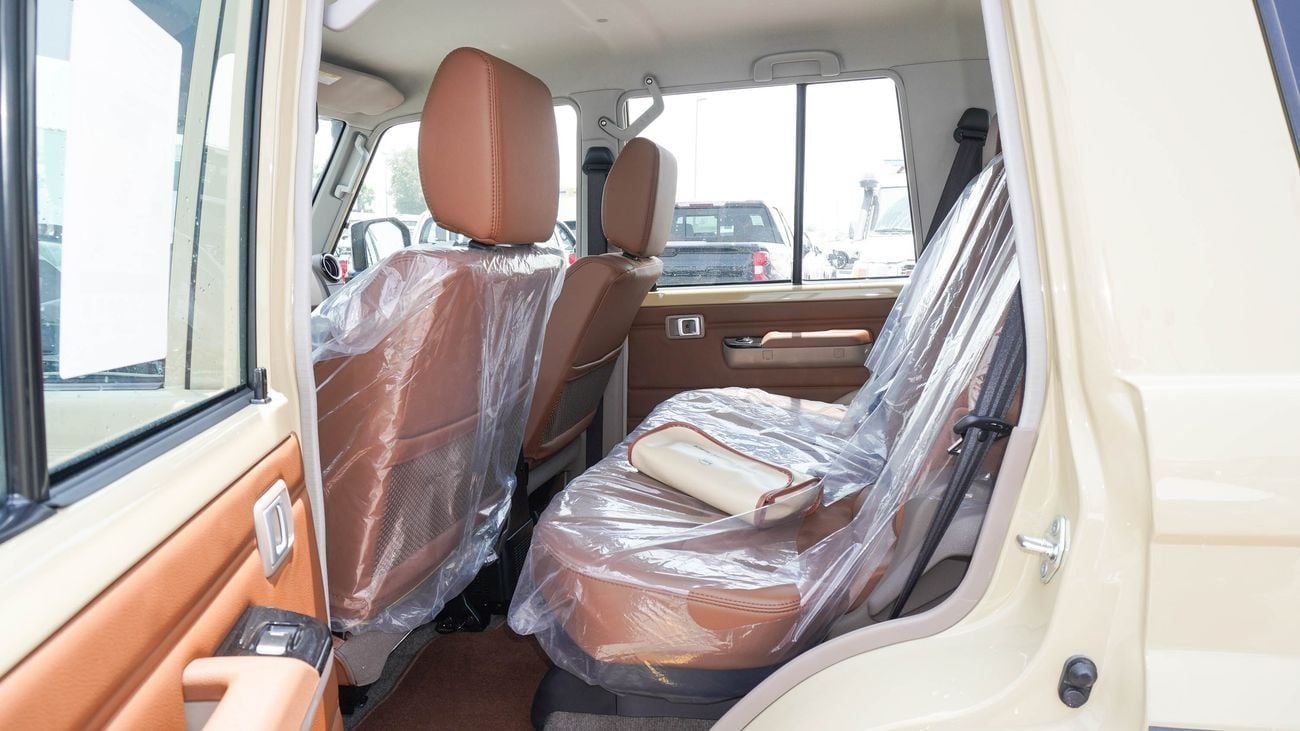 Toyota Land Cruiser 70 LX 4.0L V6 A/T