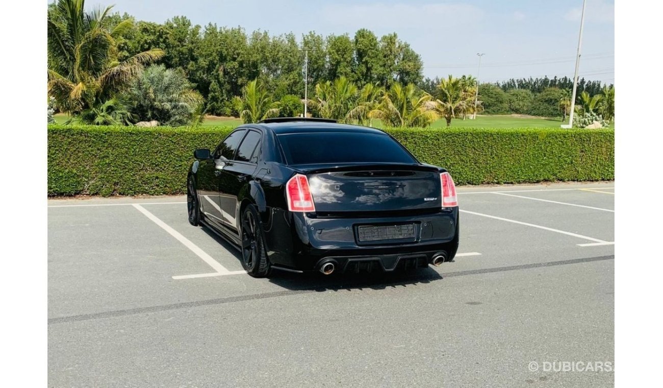 Chrysler 300C SRT8 SRT8 SRT8 Chrysler SRT original pint in very good condition