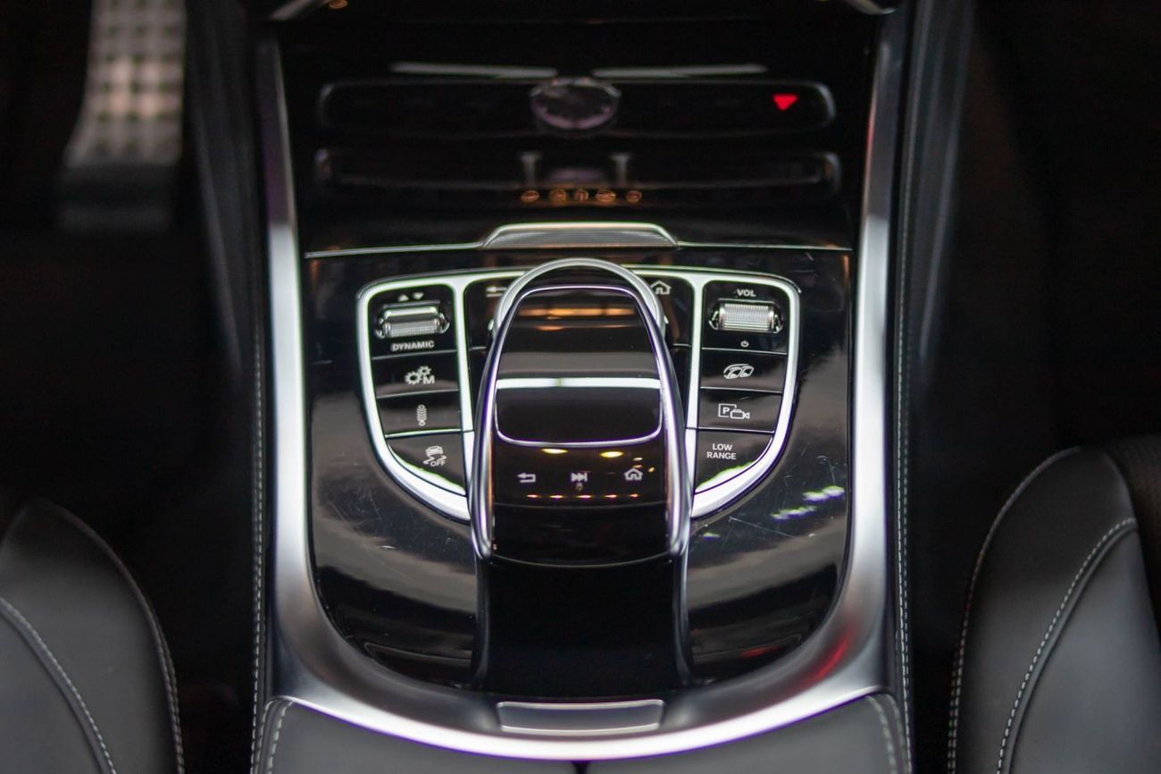 مرسيدس بنز G 63 AMG Std 4.0L