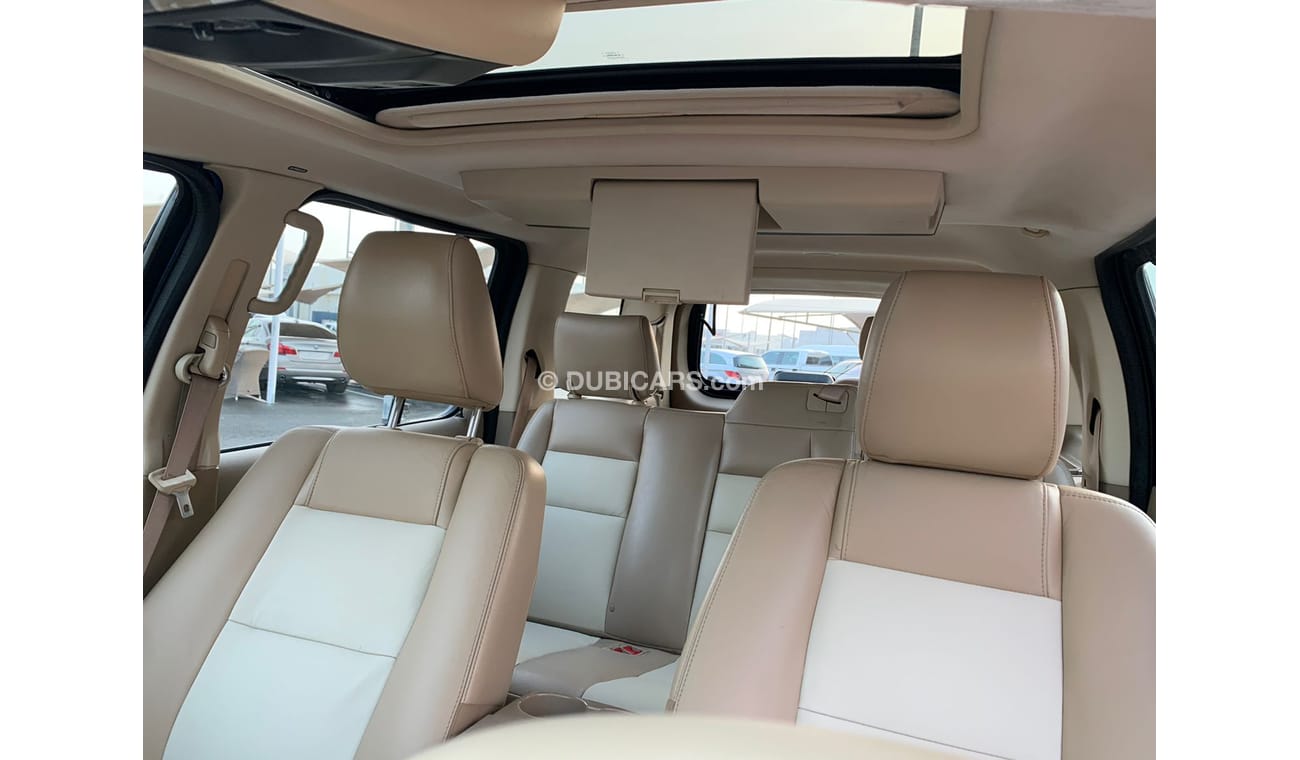 Ford Explorer Ford Explorer Eddie Bauer_2010_GCC_Excellent_Condithion _Full opshin