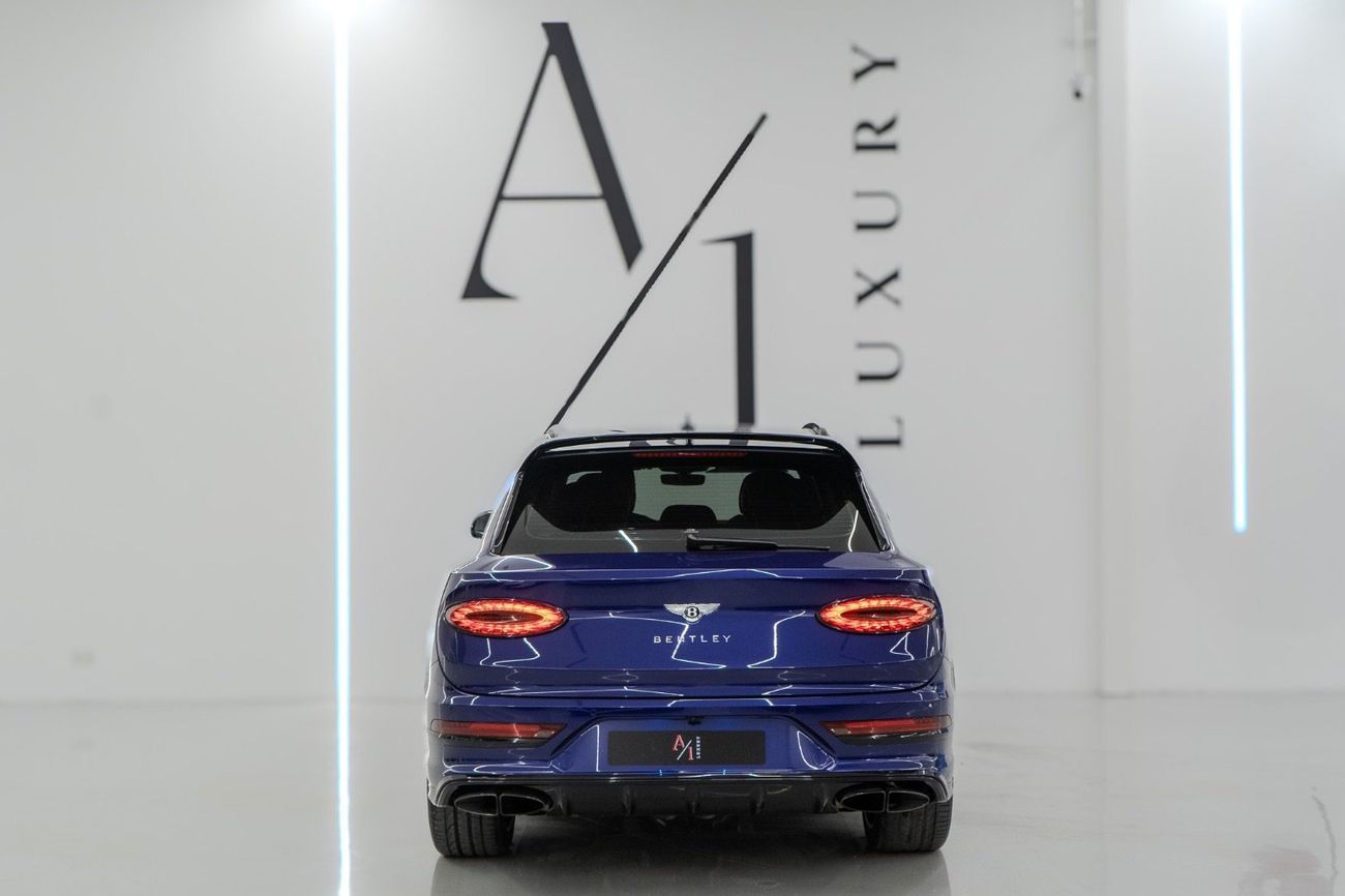 بنتلي بينتايجا S 4.0T 2022 Bentley Bentayga S, Fully Loaded, Comes with Warranty,Full Service History, GCC spec