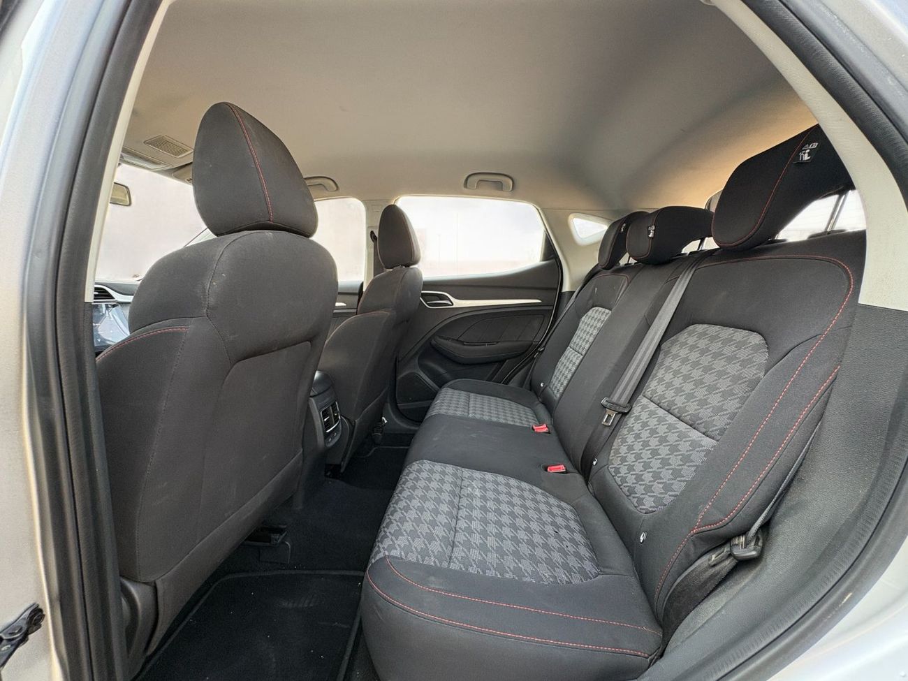 MG ZS ZS | 2023 | GCC SPECS | SILVER EXTERIOR | AED 799 per month