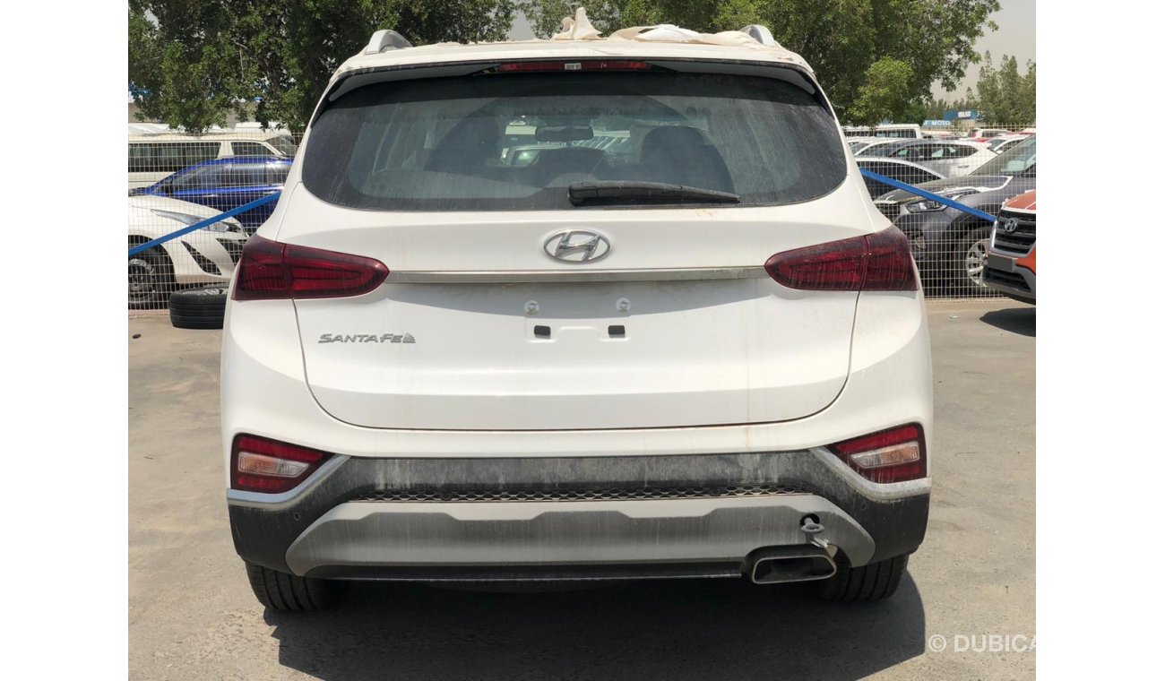 Hyundai Santa Fe 2.4L, PANORAMIC ROOF, PUSH START, 2-POWER SEATS, ALLOY WHEELS 17'', WIRELESS CHARGER, CODE-HSFF4