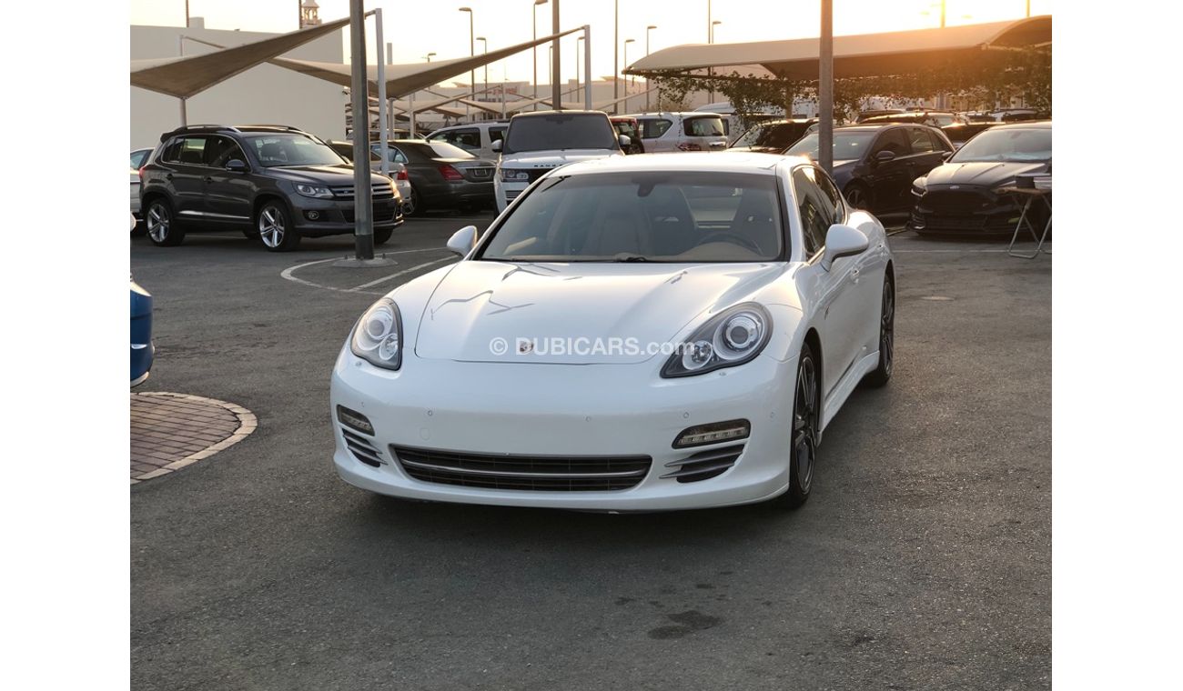 Porsche Panamera PORSCHE PANEMERA MODEL 2013 GCC CAR PERFECT CONDITION FULL OPTION SUN ROOF LEATHER SEATS BACK CAMERA
