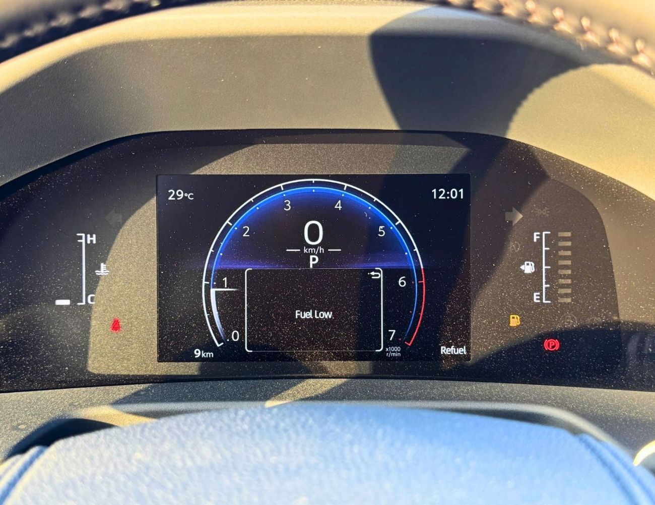 Toyota Land Cruiser GXR / 3.5L V6 PETROL / DRIVER PWR SEAT / SUNROOF / DIGITAL SPEEDOMETER / DIFF LOCK (CODE # GXR33M