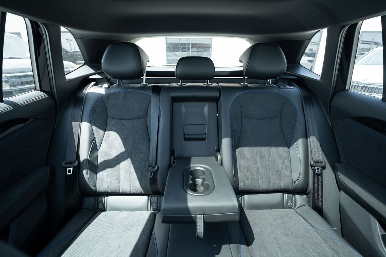 Volkswagen Tiguan Volkswagen Tiguan L Pro 380TSI AWD R-Line 2.0L Smart Premium Edition 2025