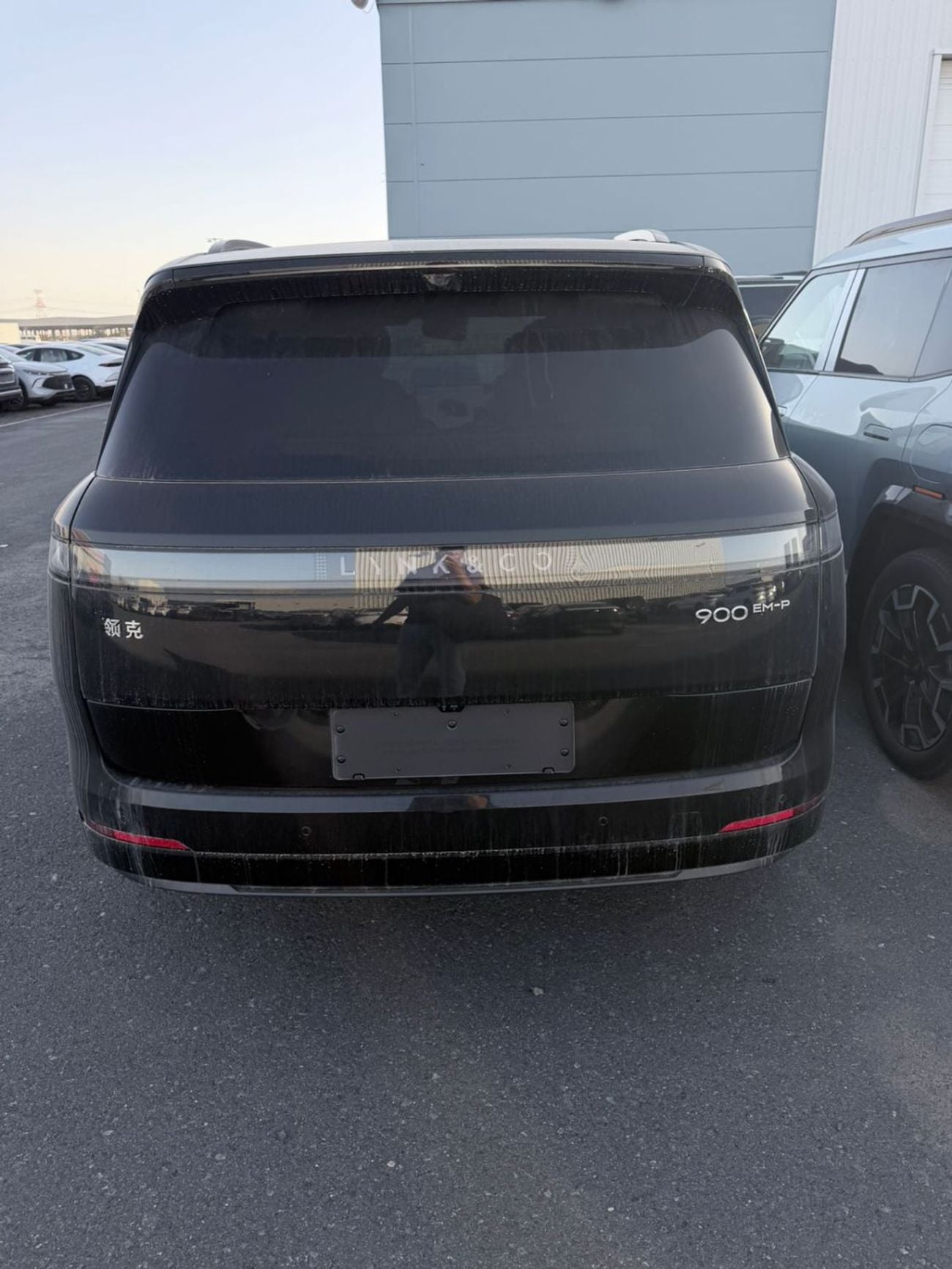 Lynk & Co 900 ULTRA FLAGSHIP FOR LOCAL