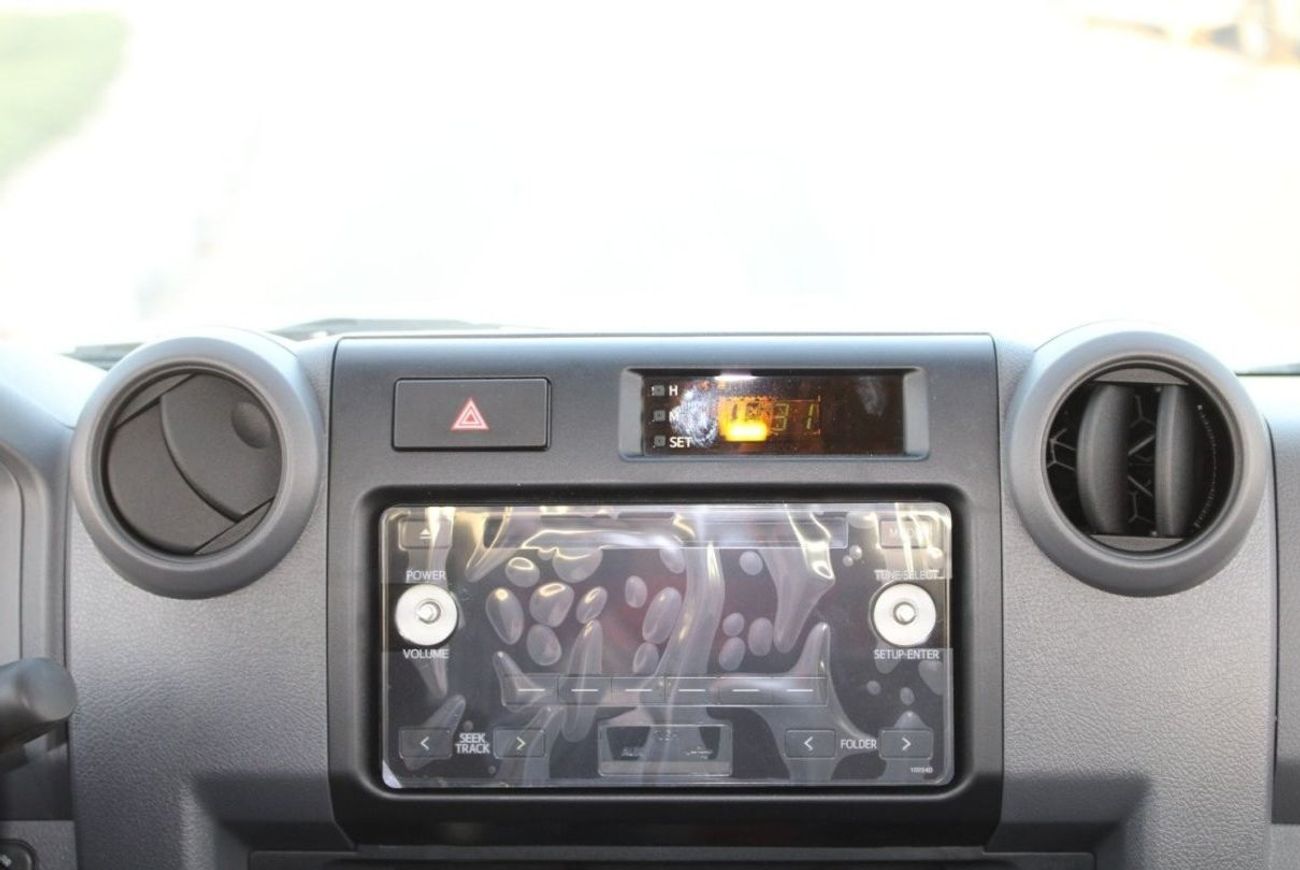 تويوتا لاند كروزر بيك آب TOYOTA LANDCRUISER 79 4.5L V8 DIESEL DOUBLE CAB STD MANUAL