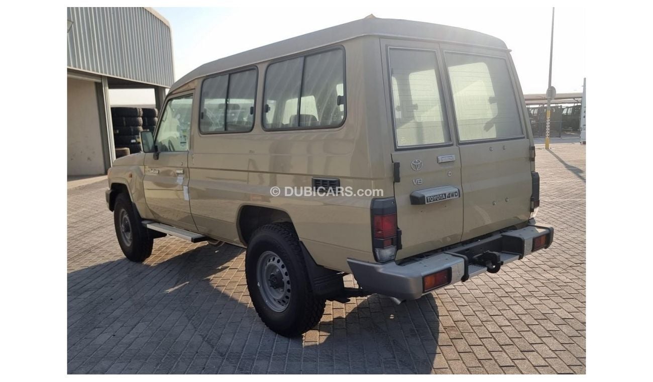 Toyota Land Cruiser 70 Toyota LC 78 4.5 DSL HTOP BEIGE COLOR