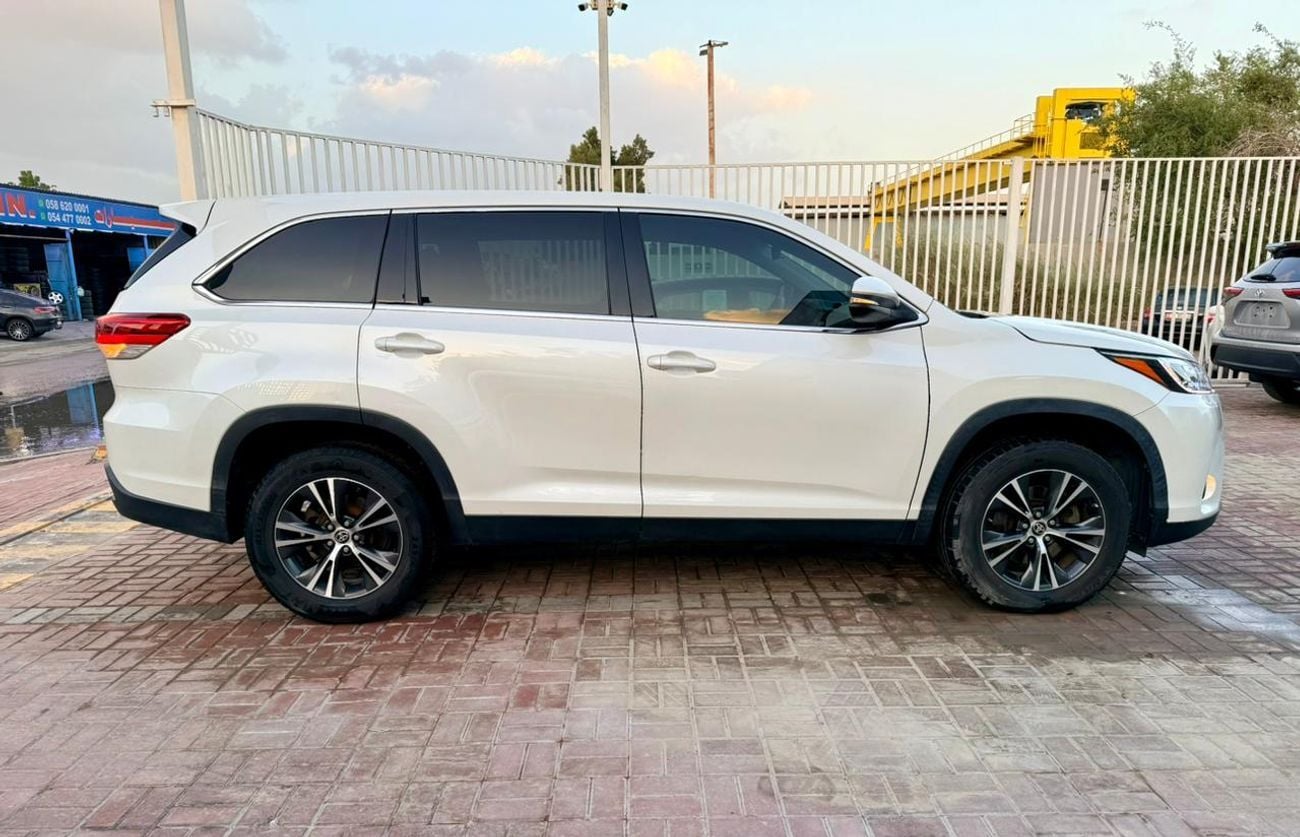 تويوتا هايلاندر LE (NON GCC) 2019 Toyota Highlander LE