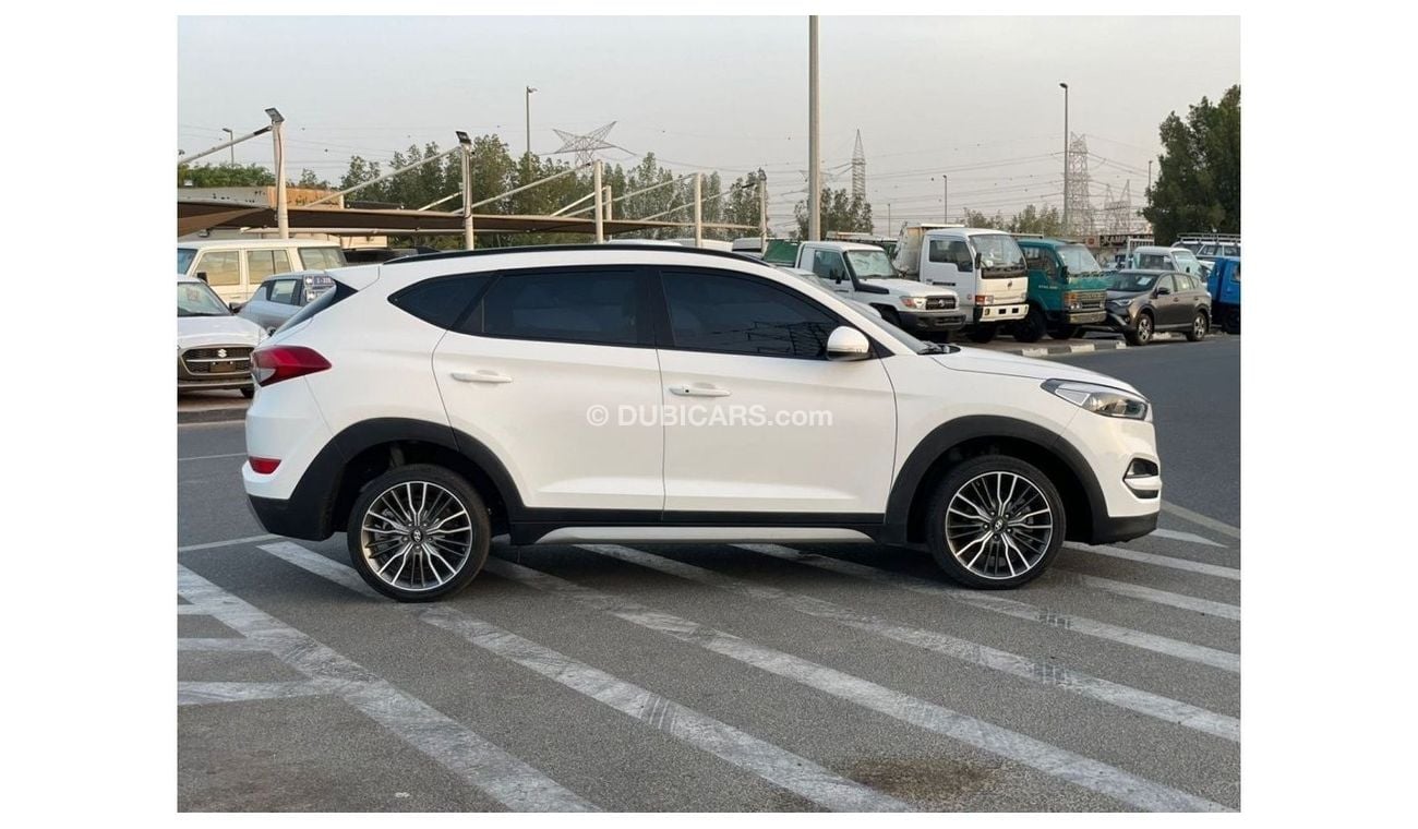 Hyundai Tucson 2017 Hyundai Tucson 2000cc DIESEL Full Option Panorama / EXPORT ONLY