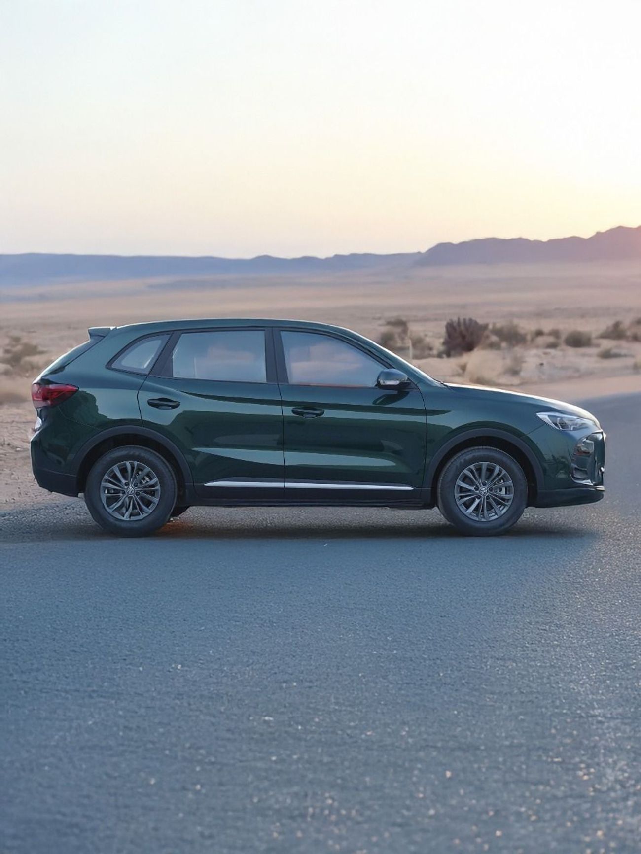 أم جي ZS 0% DP EMI 1200 - free Service - free registration