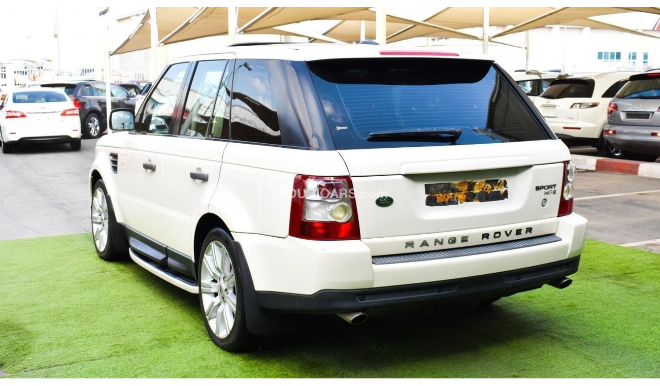 Land Rover Range Rover Sport 2009 Gulf model, white color, beige interior, one number, leather hatch, fixed control wheels, rear