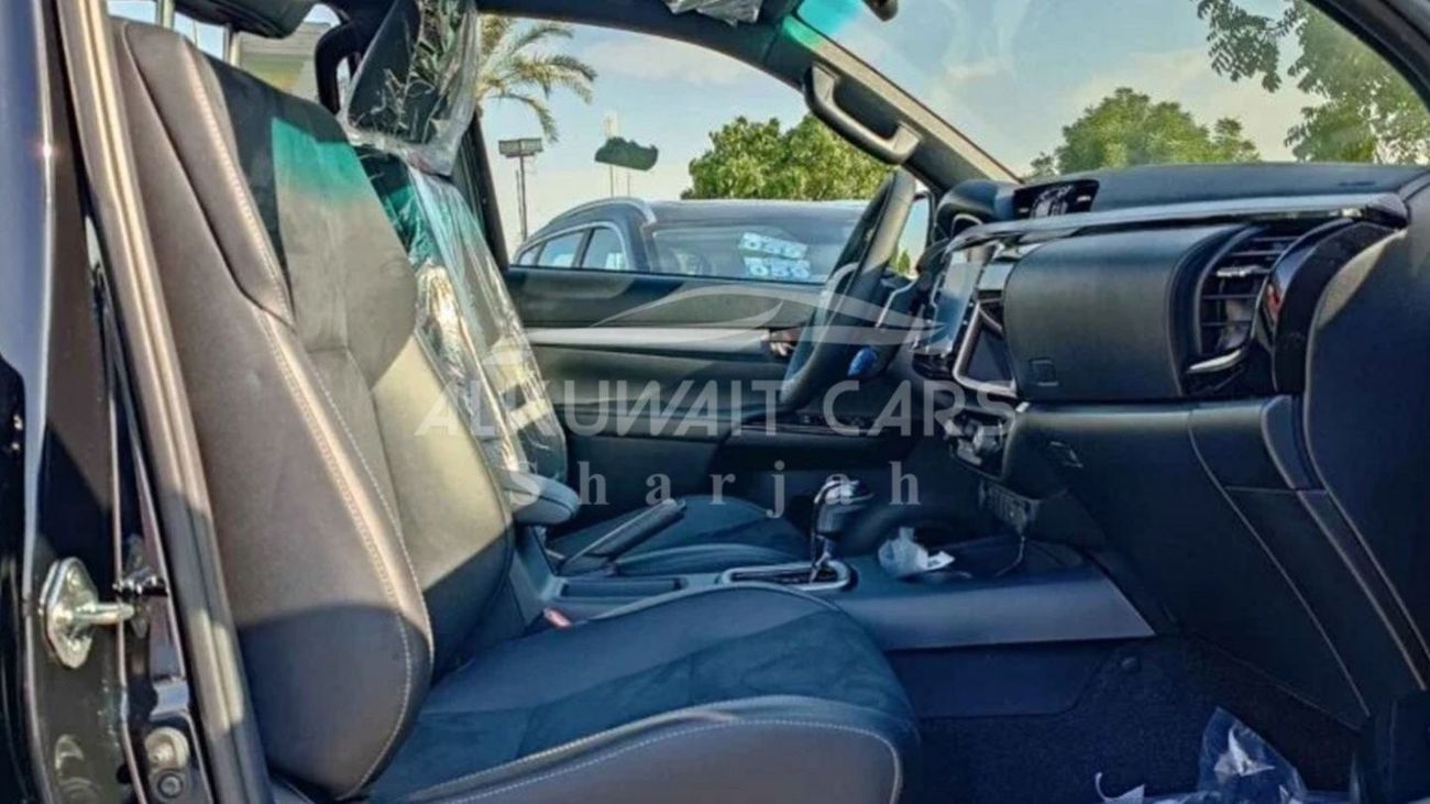 تويوتا هيلوكس Toyota Hilux GR SPORT 4.0L Petrol AT 4X4 MY2024