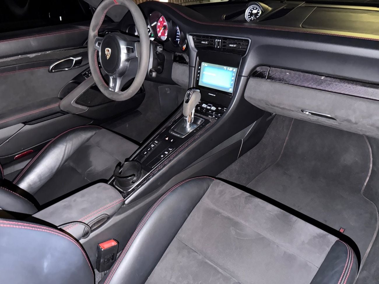 بورش 911 CARRERA 4GTS