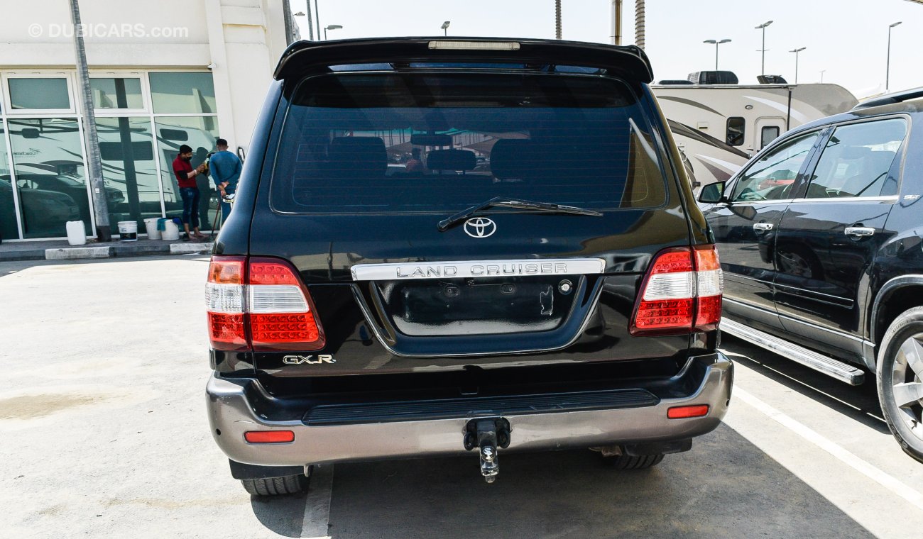 Toyota Land Cruiser GXR V6